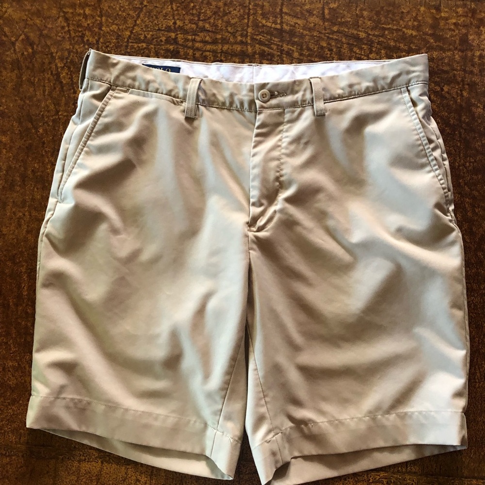 Ralph Lauren shorts Size 34 EUC